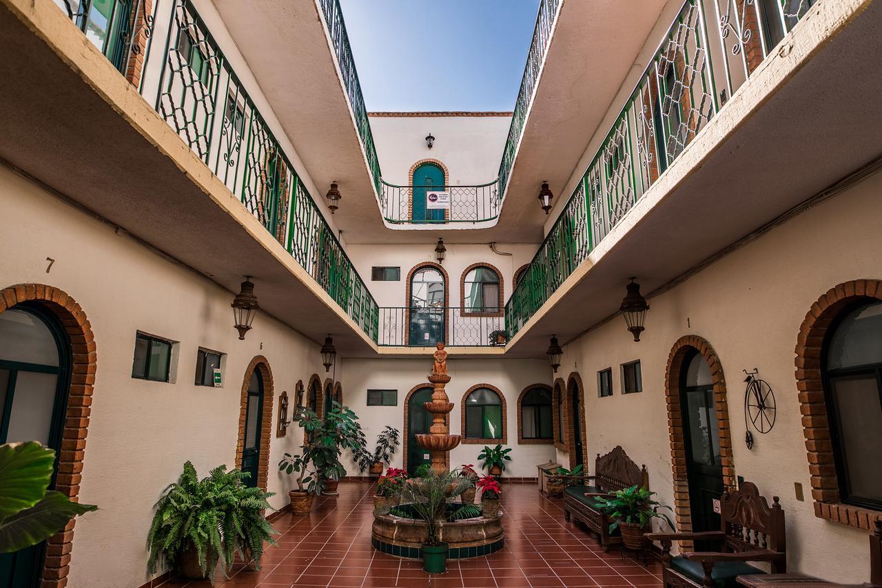 Hotel Maria Elena Дуранго Экстерьер фото